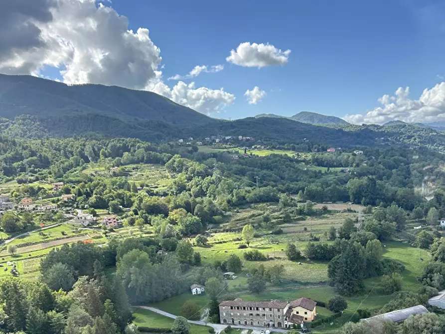 Immagine 8 di Casa colonica in vendita  a Castelnuovo Di Garfagnana