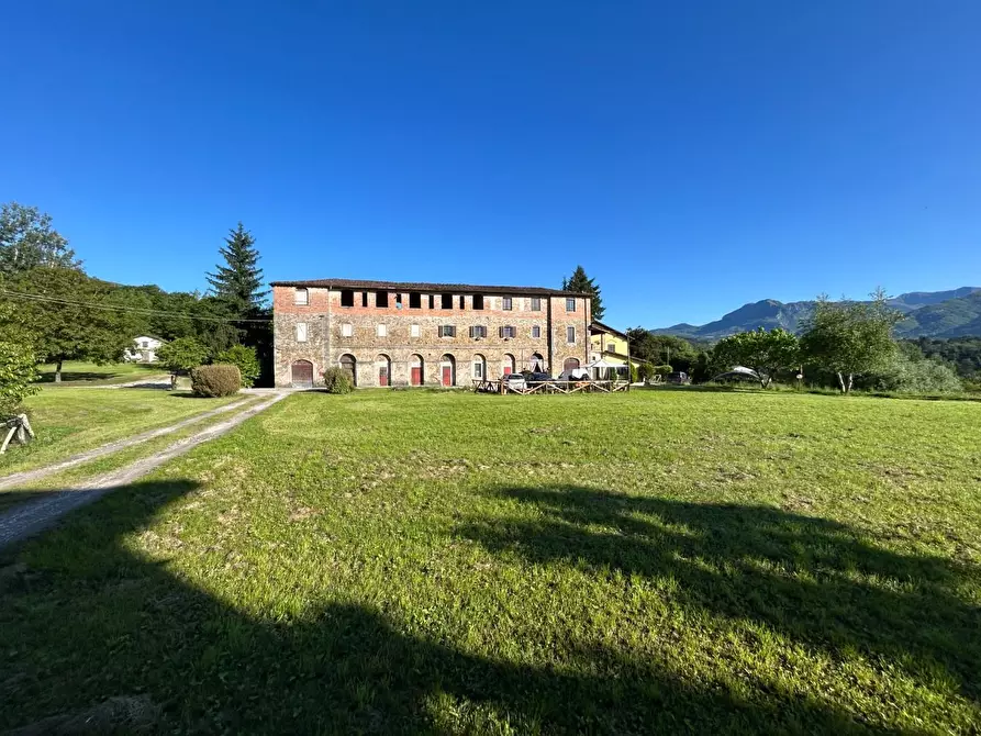 Immagine 2 di Casa colonica in vendita  a Castelnuovo Di Garfagnana