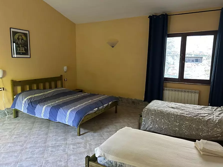 Immagine 21 di Casa colonica in vendita  a Castelnuovo Di Garfagnana