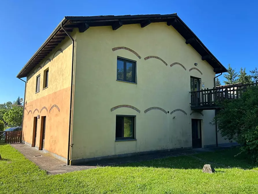 Immagine 10 di Casa colonica in vendita  a Castelnuovo Di Garfagnana