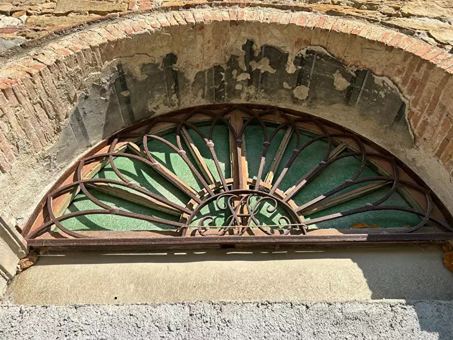 Immagine 38 di Casa colonica in vendita  a Castelnuovo Di Garfagnana