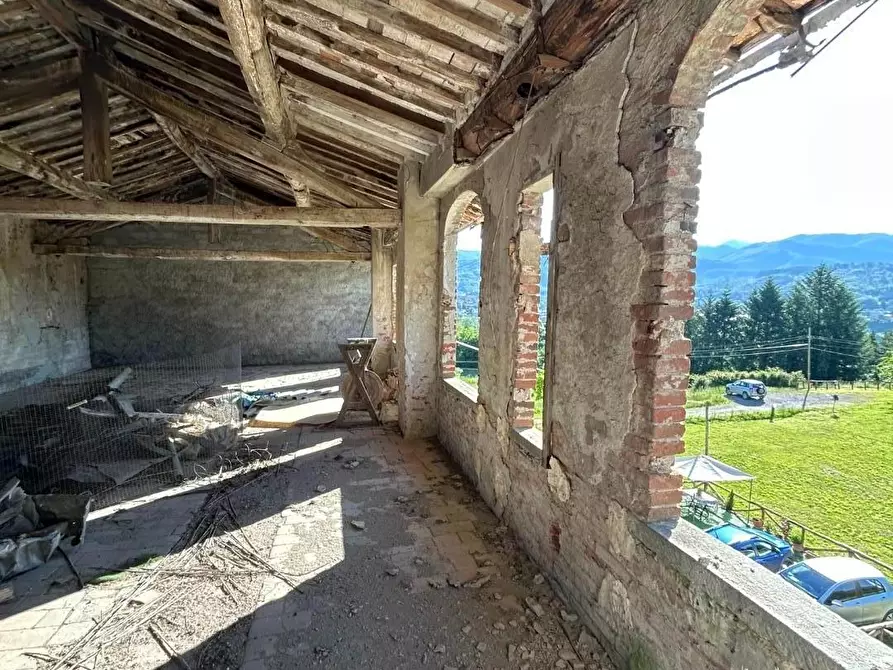 Immagine 47 di Casa colonica in vendita  a Castelnuovo Di Garfagnana