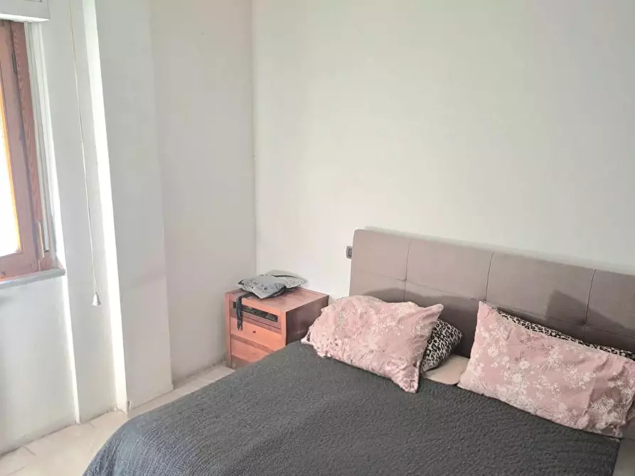 Immagine 13 di Appartamento in vendita  a Carrara