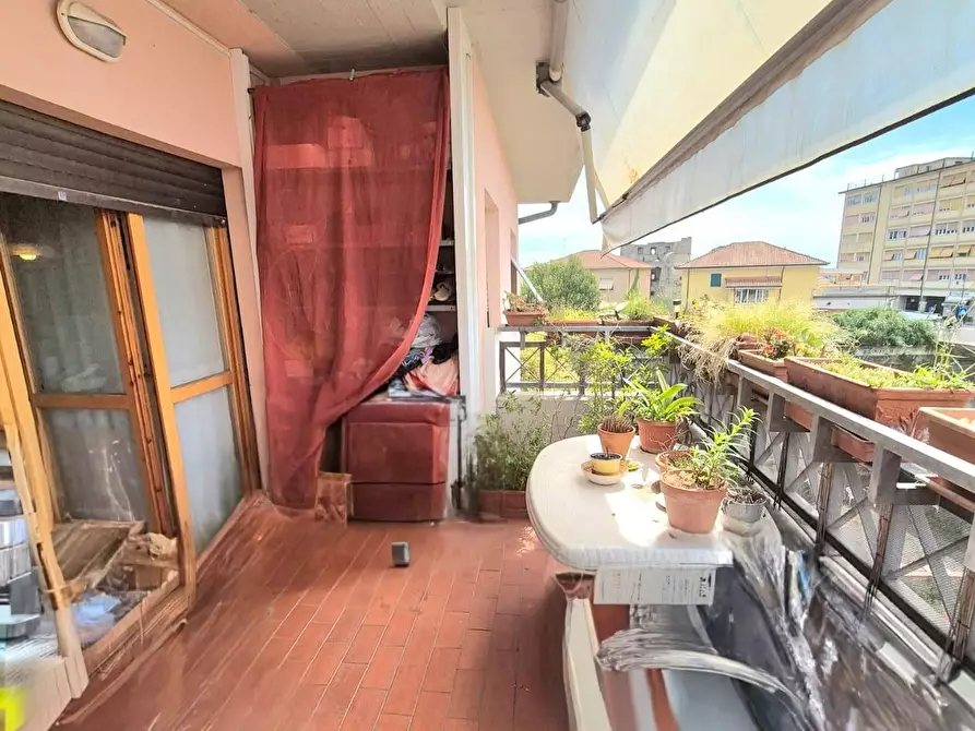 Immagine 20 di Appartamento in vendita  a Carrara