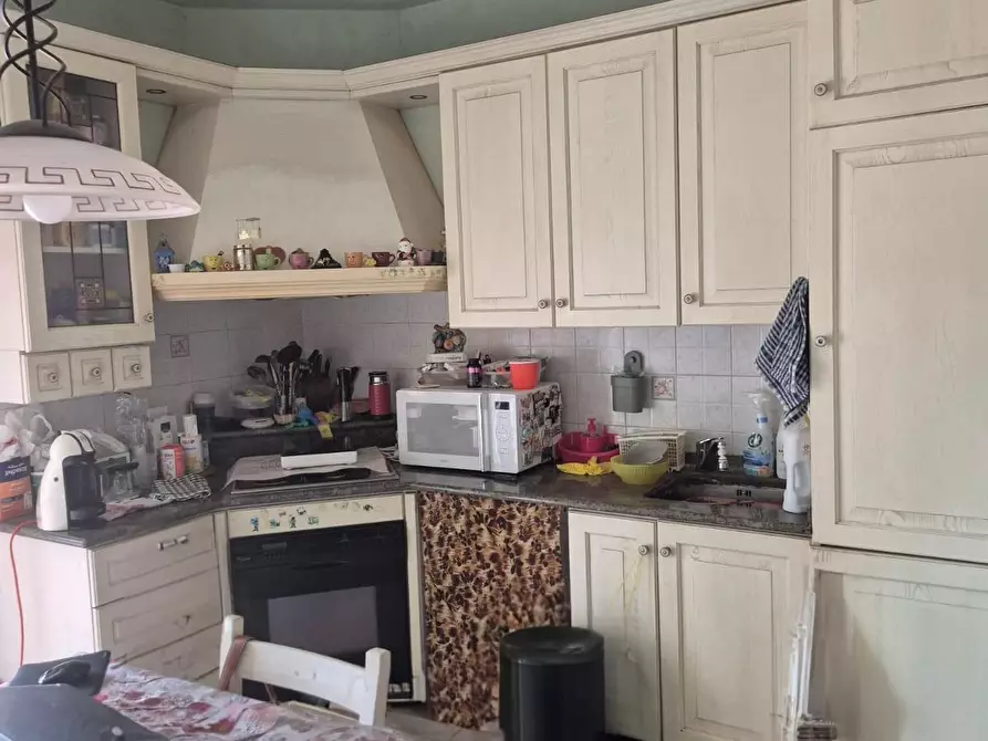 Immagine 17 di Appartamento in vendita  a Carrara