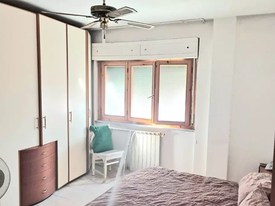 Immagine 12 di Appartamento in vendita  a Carrara