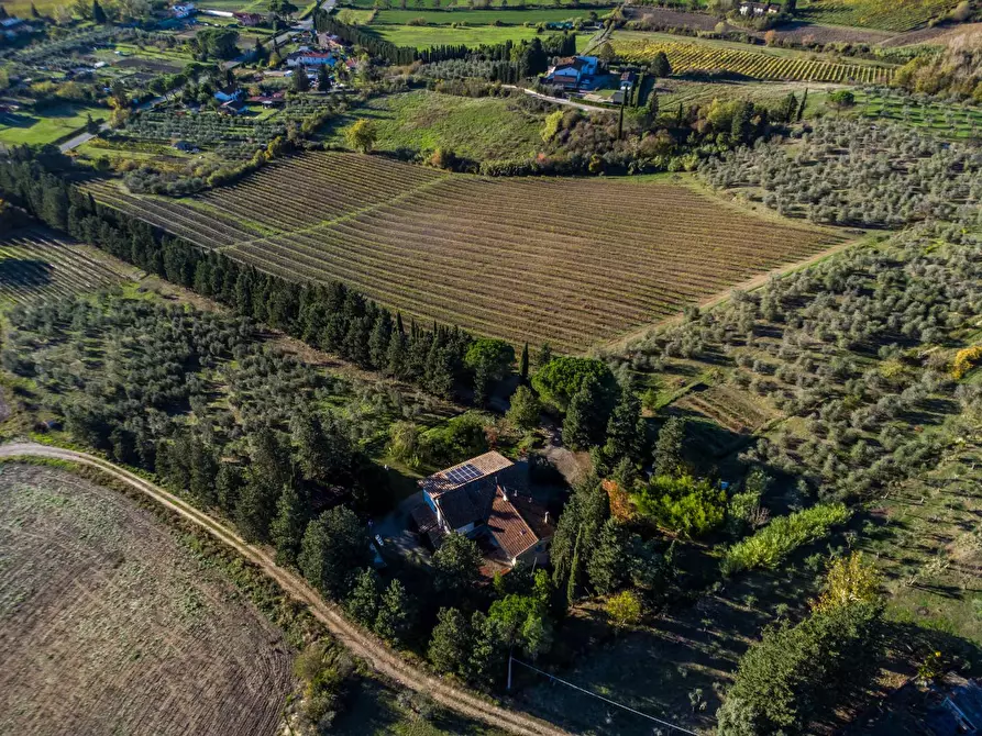 Immagine 43 di Casa colonica in vendita  a Empoli
