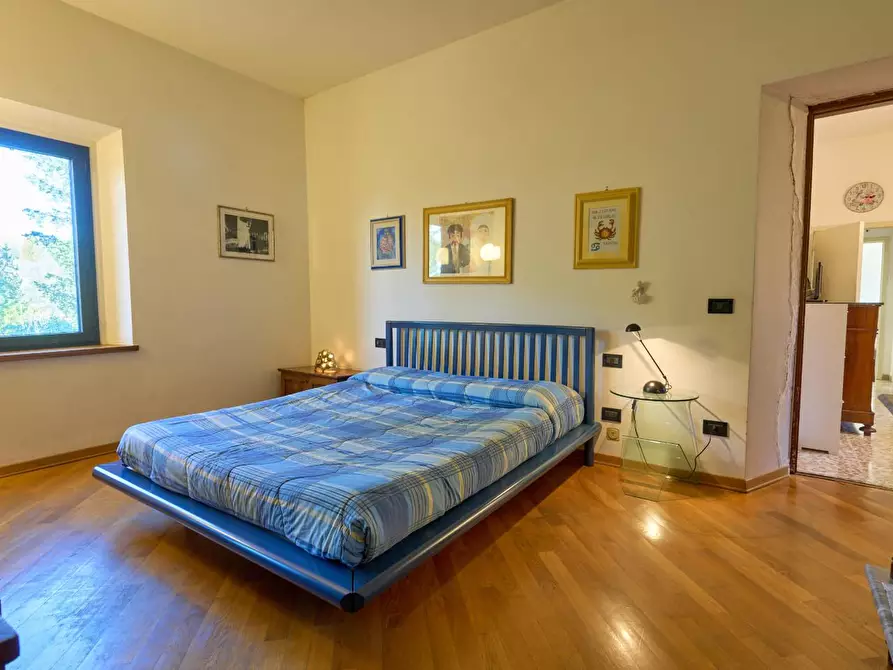 Immagine 18 di Casa colonica in vendita  a Empoli