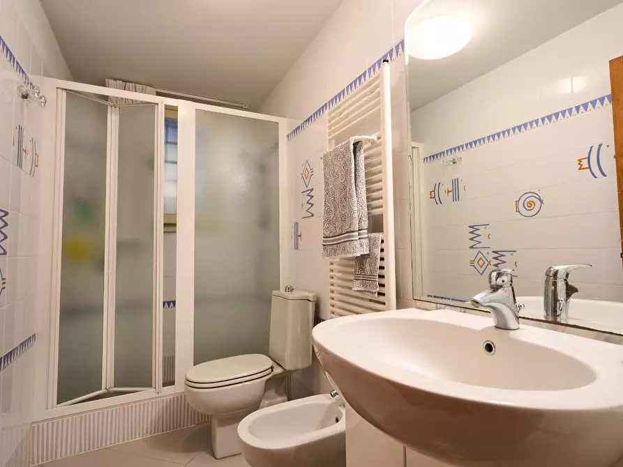 Immagine 8 di Casa colonica in vendita  a Empoli