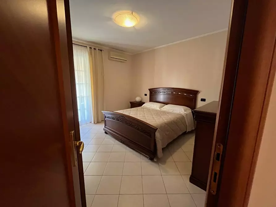 Immagine 15 di Villetta a schiera in vendita  a Massa