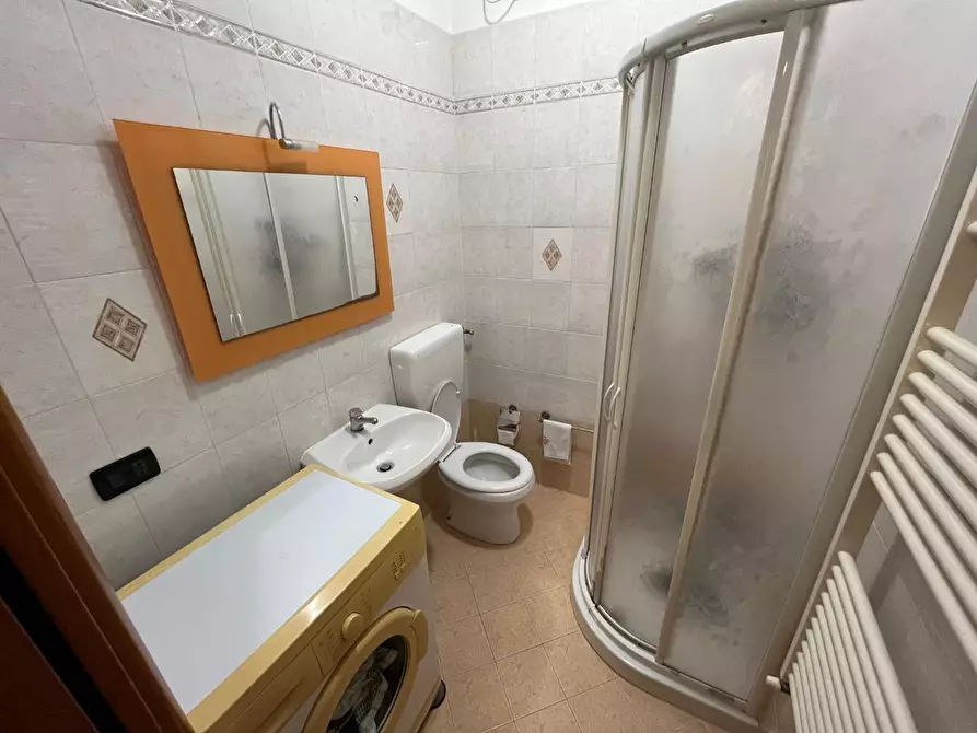 Immagine 9 di Villetta a schiera in vendita  a Massa