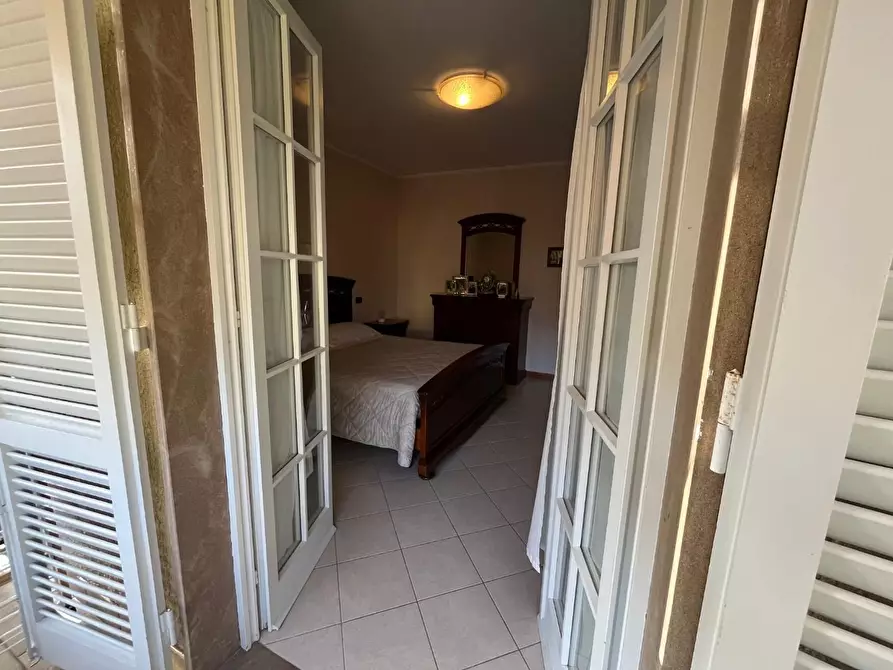 Immagine 17 di Villetta a schiera in vendita  a Massa