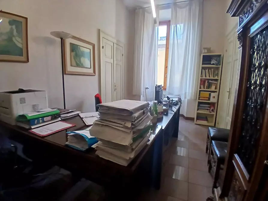 Immagine 16 di Appartamento in vendita  a Livorno