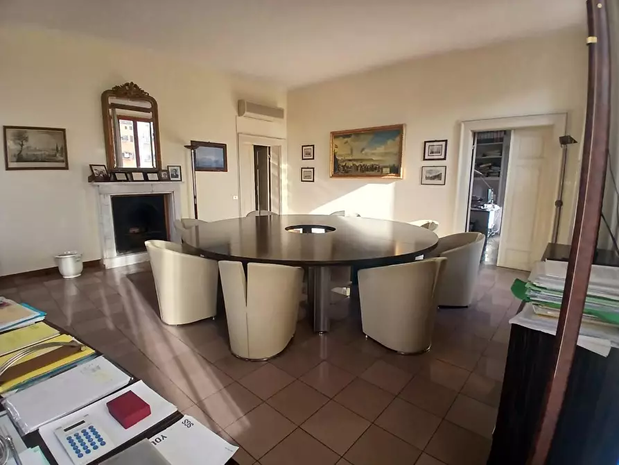 Immagine 9 di Appartamento in vendita  a Livorno