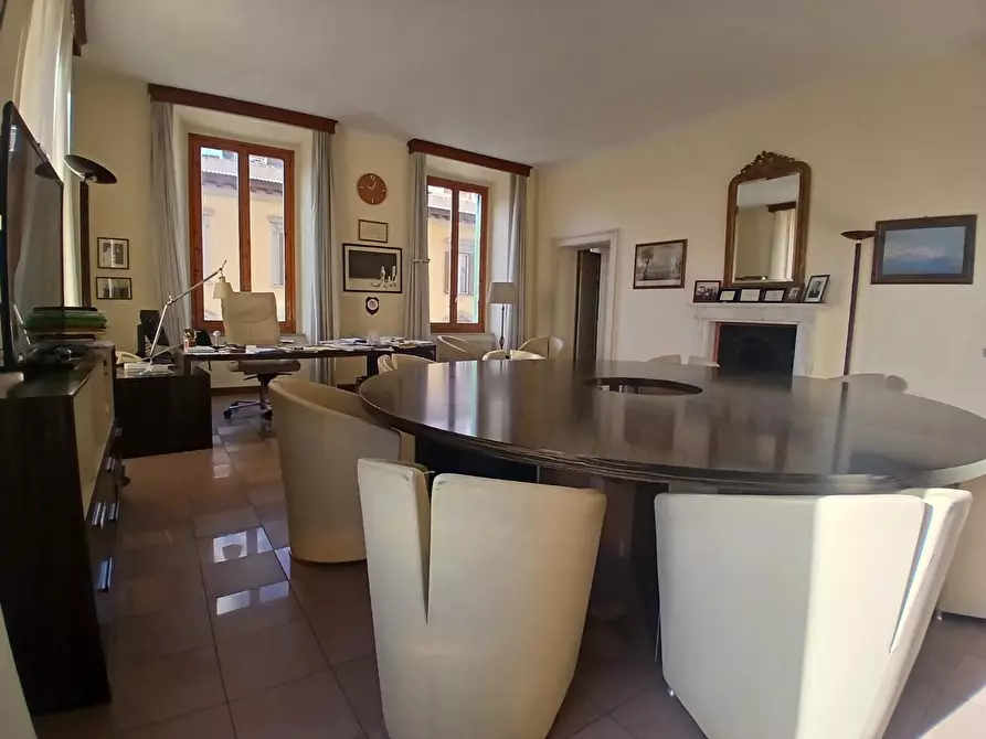 Immagine 1 di Appartamento in vendita  a Livorno