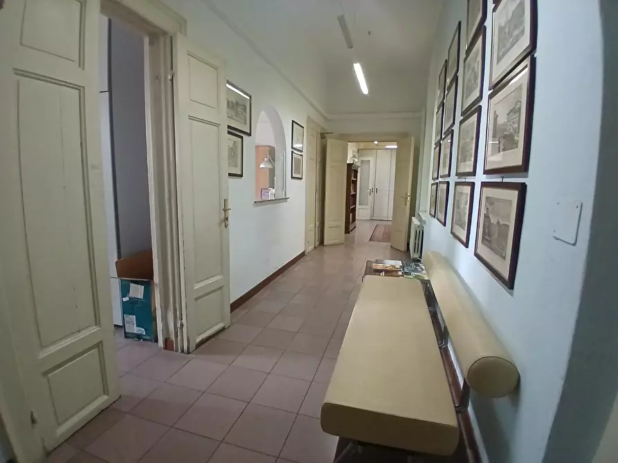 Immagine 6 di Appartamento in vendita  a Livorno