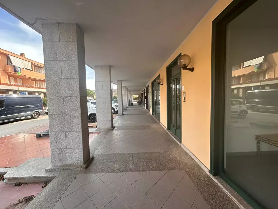 Immagine 2 di Negozio in vendita  a Palau