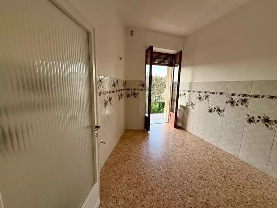 Immagine 7 di Appartamento in vendita  a Siena