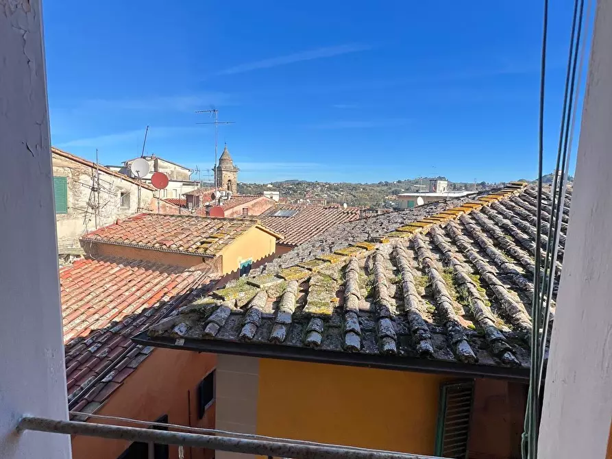 Immagine 12 di Appartamento in vendita  a Poggibonsi