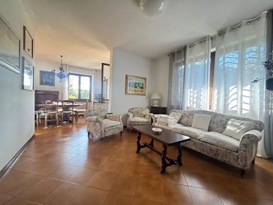 Immagine 14 di Villa in vendita  a Forte Dei Marmi