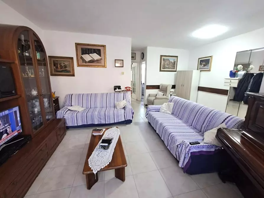 Immagine 4 di Villetta a schiera in vendita  a Forte Dei Marmi