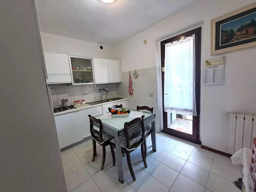 Immagine 9 di Villetta a schiera in vendita  a Forte Dei Marmi