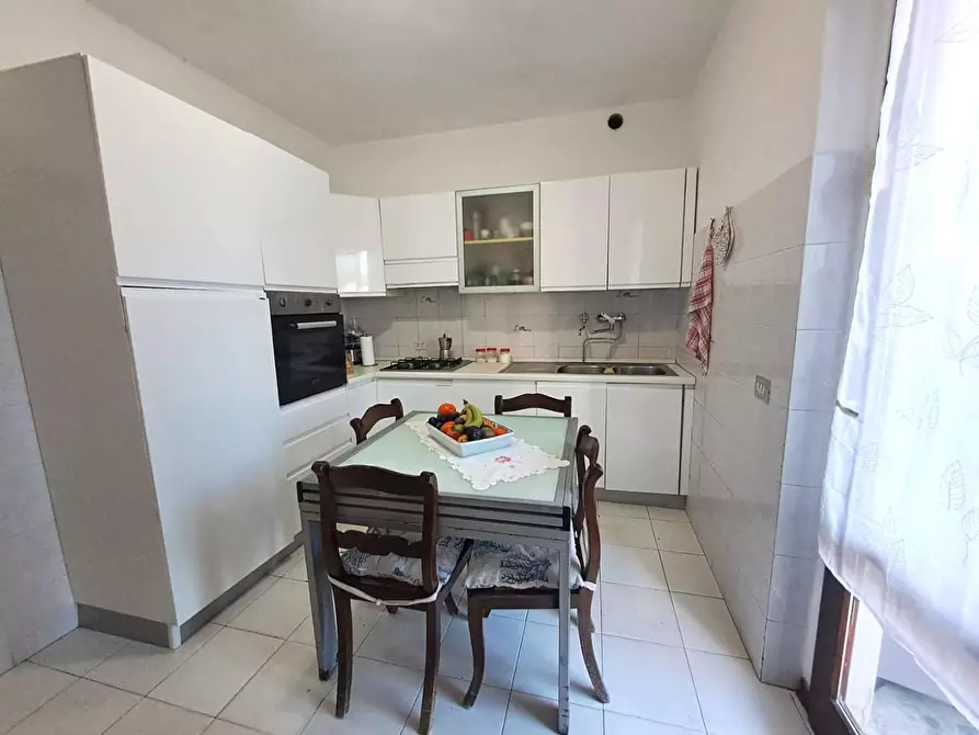 Immagine 10 di Villetta a schiera in vendita  a Forte Dei Marmi