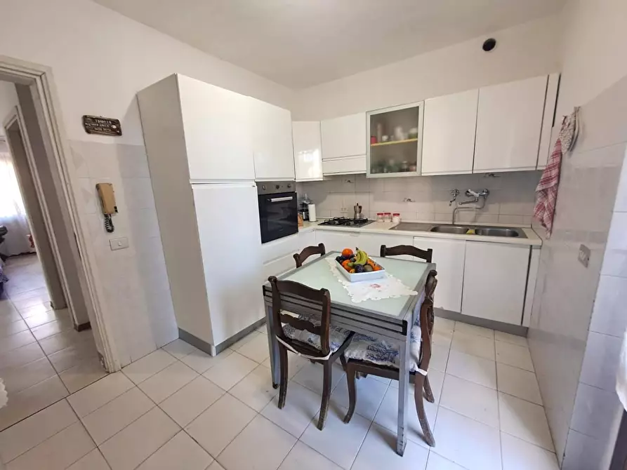 Immagine 8 di Villetta a schiera in vendita  a Forte Dei Marmi