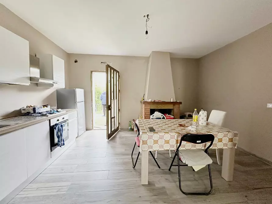 Immagine 6 di Villa in vendita  a Altopascio
