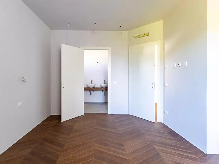 Immagine 17 di Villetta a schiera in vendita  a Vinci