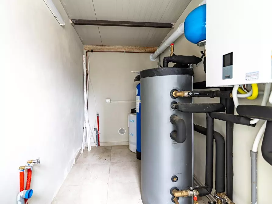 Immagine 51 di Villetta a schiera in vendita  a Vinci