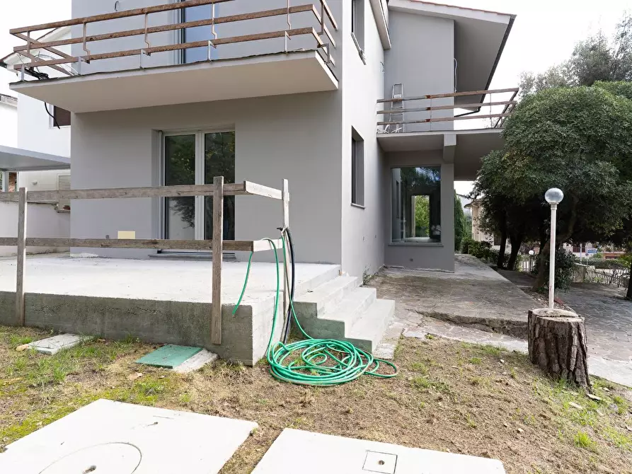 Immagine 39 di Villetta a schiera in vendita  a Vinci