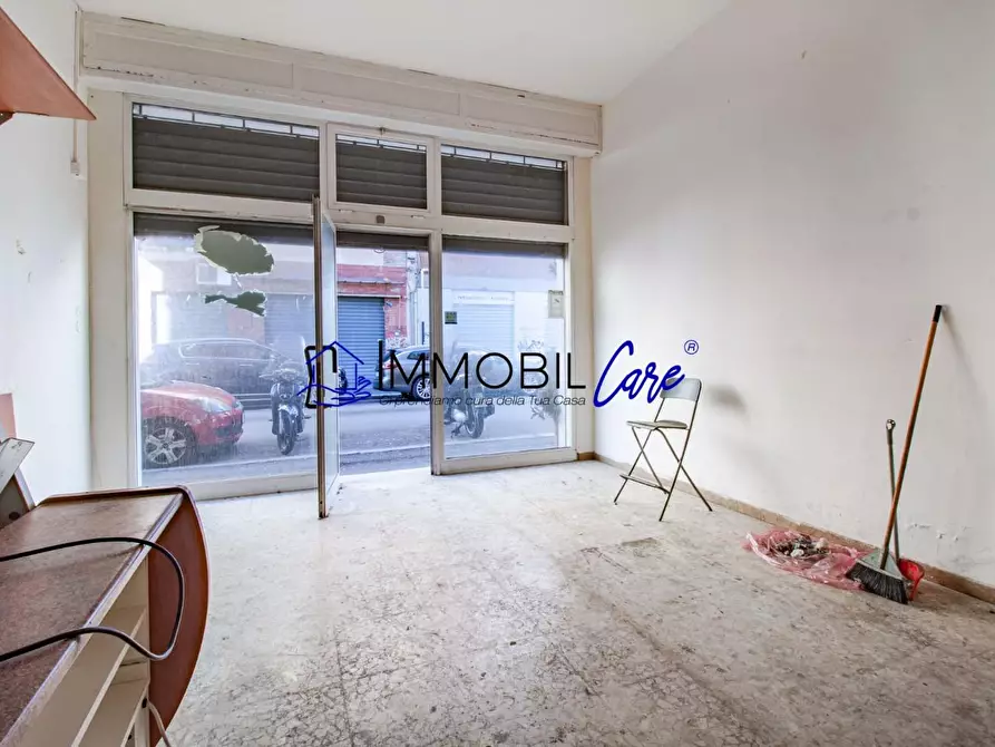 Immagine 7 di Locale commerciale in vendita  a Livorno