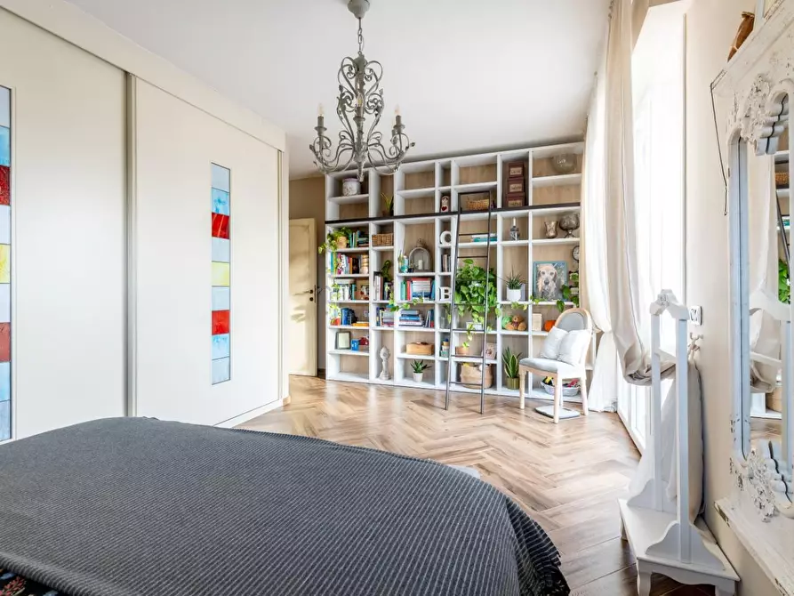 Immagine 25 di Villa in vendita  a Pontedera