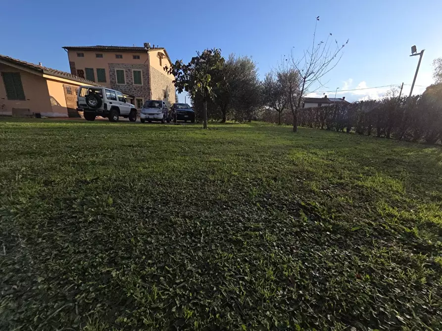 Immagine 1 di Villa in vendita  a Porcari