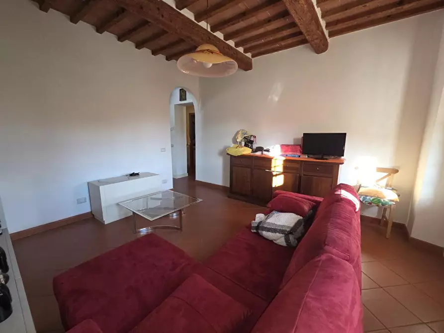 Immagine 13 di Villa in vendita  a Porcari