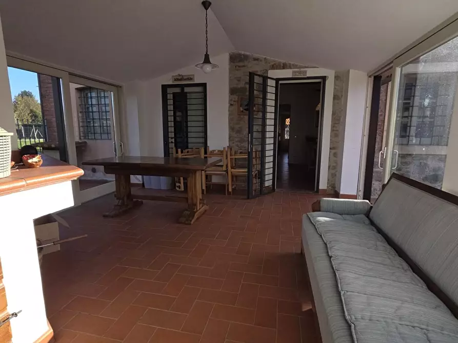 Immagine 21 di Villa in vendita  a Porcari