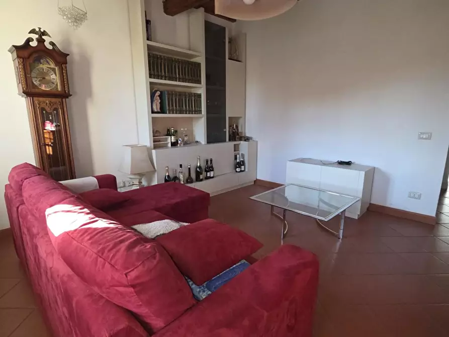 Immagine 23 di Villa in vendita  a Porcari