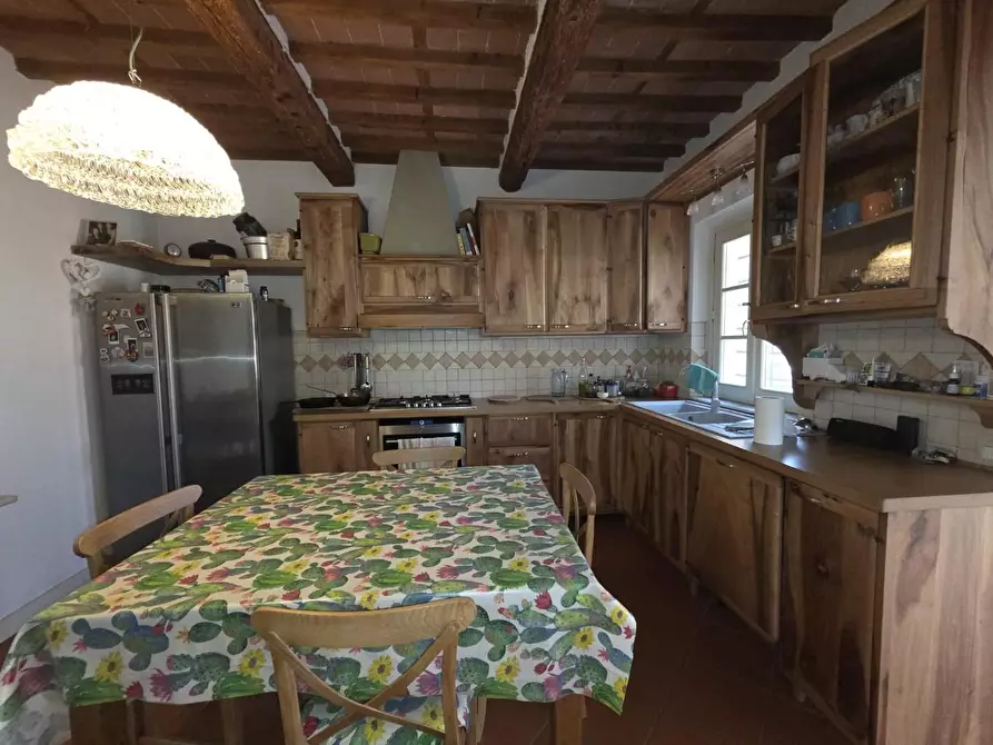 Immagine 38 di Villa in vendita  a Porcari