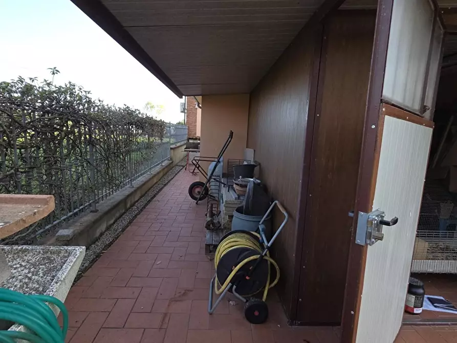 Immagine 27 di Villa in vendita  a Porcari