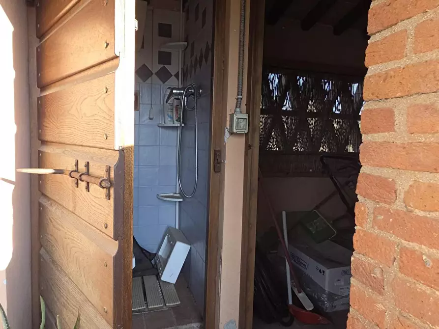 Immagine 6 di Villa in vendita  a Porcari