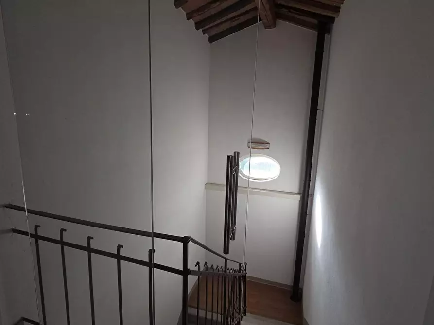 Immagine 53 di Villa in vendita  a Porcari