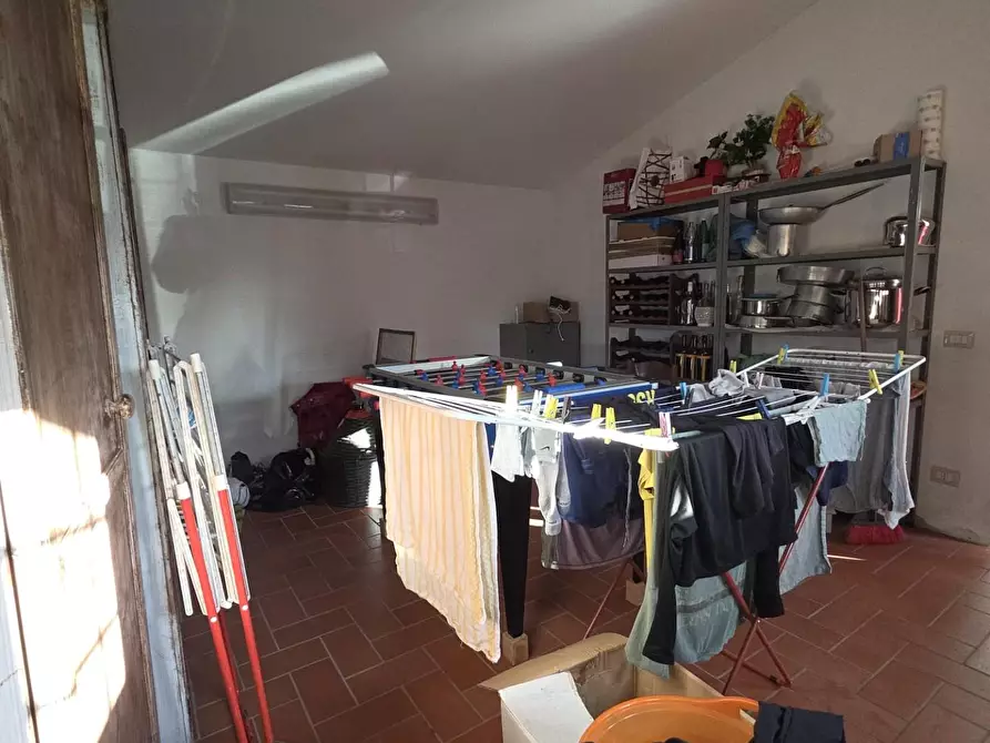 Immagine 51 di Villa in vendita  a Porcari