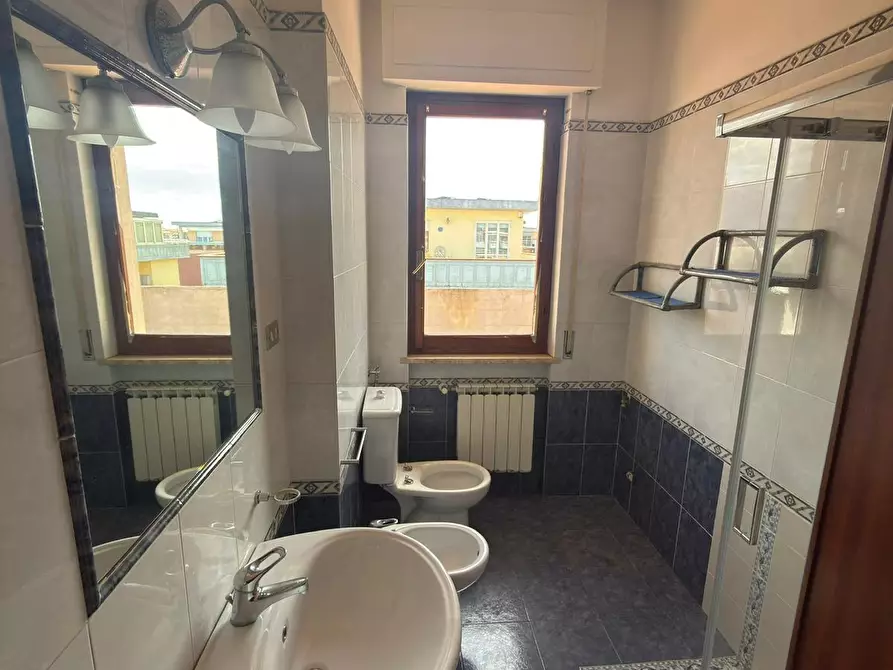 Immagine 17 di Mansarda in vendita  a Carrara