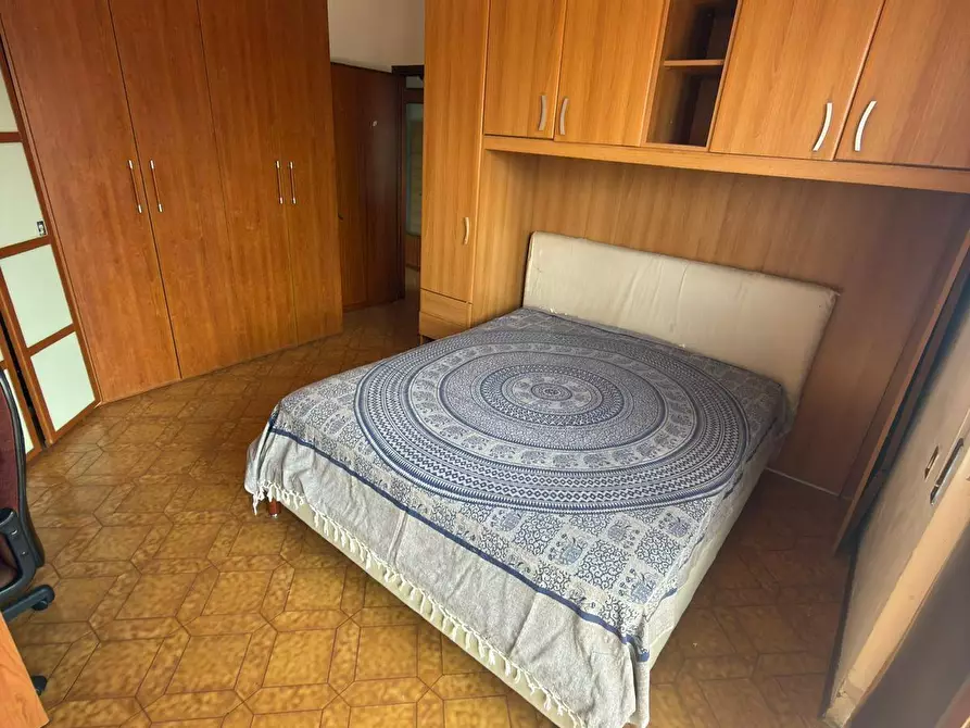 Immagine 16 di Mansarda in vendita  a Carrara