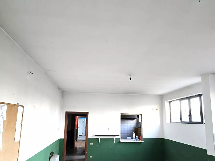 Immagine 12 di Attività artigianale in vendita  a Colle Di Val D'elsa