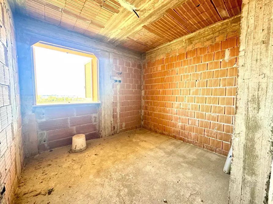 Immagine 3 di Appartamento in vendita  a Massa