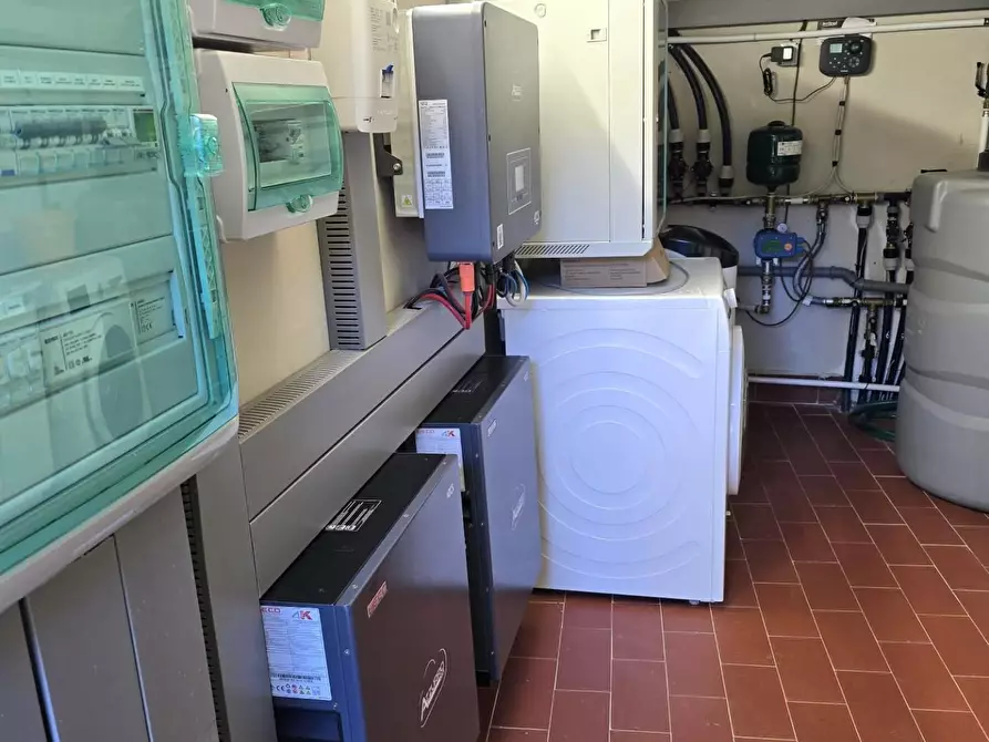 Immagine 27 di Villa in vendita  a Colle Di Val D'elsa