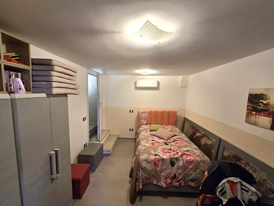 Immagine 28 di Villa in vendita  a Colle Di Val D'elsa