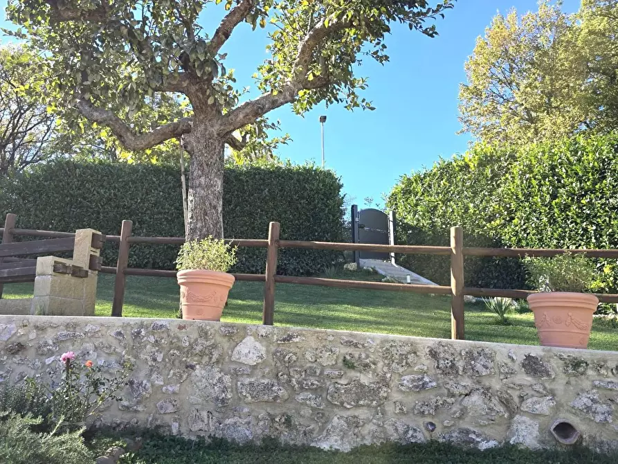 Immagine 6 di Villa in vendita  a Colle Di Val D'elsa